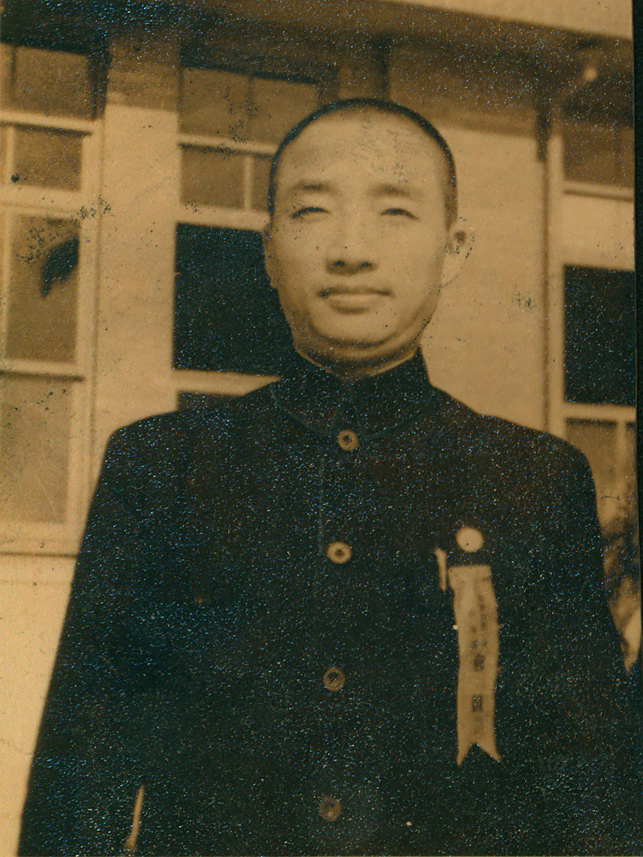 圖二　台南市官派市長卓高煊（一九○八－一九九○），祖籍福建林森，畢業於上海震旦大學。民國二十七年至三十五年曾任福建省南平縣、晉江縣等縣縣長。三十五年（一九四六）卓高煊調任台南市市長。（來源：國家文化記憶庫）[5]