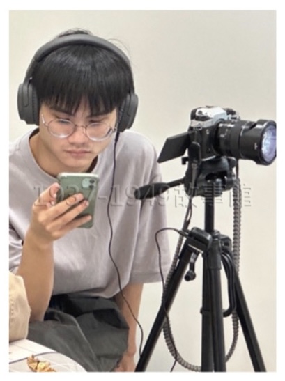 賈B,曾任民間史料數位平台Podcast主持人、助理編輯、吉祥物,擅長用00後的視角語出驚人,在談笑間引爆不同世代的團隊夥伴交流歷史觀點。(邢若琳)