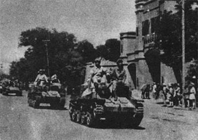 圖三 共軍進入西安。民國三十八年五月至六月的陝中戰役,共軍攻佔了西安及陝西省中部廣大地區,國軍退守陝西北部和甘肅。(來源:維基共享資源,公有領域)